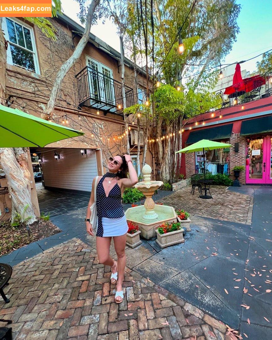 Courtney Sarault / court_sarault / courtsarault / https: leaked photo photo #0097