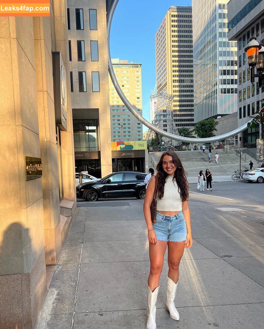 Courtney Sarault / court_sarault / courtsarault / https: leaked photo photo #0111