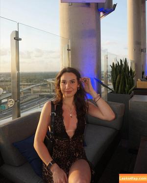 Courtney Sarault фото #0011