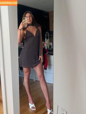 Courtney Sarault фото #0014