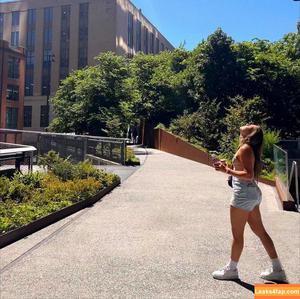 Courtney Sarault фото #0029