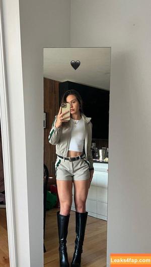 Courtney Sarault photo #0084