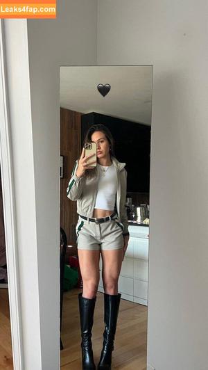 Courtney Sarault photo #0114