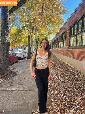 Courtney Sarault photo #0116