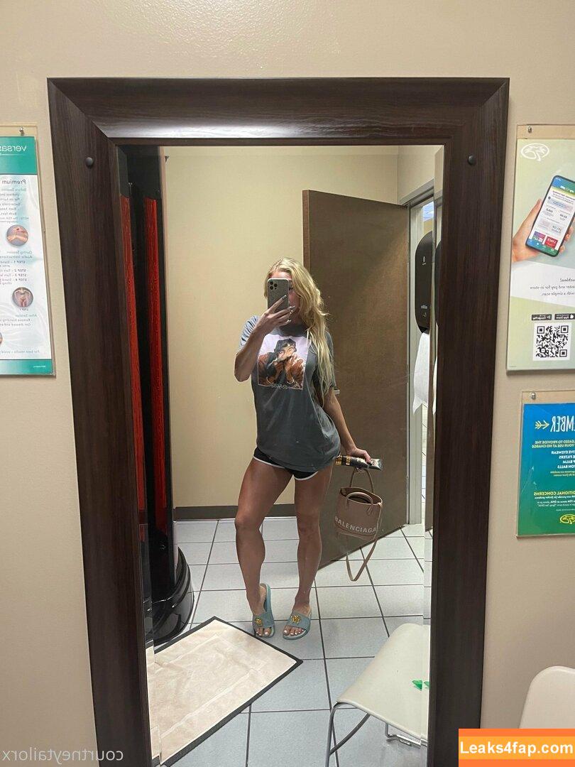 Courtney Taylor / yourfavoritemattressactress leaked photo photo #0076