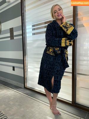 Courtney Taylor фото #0083