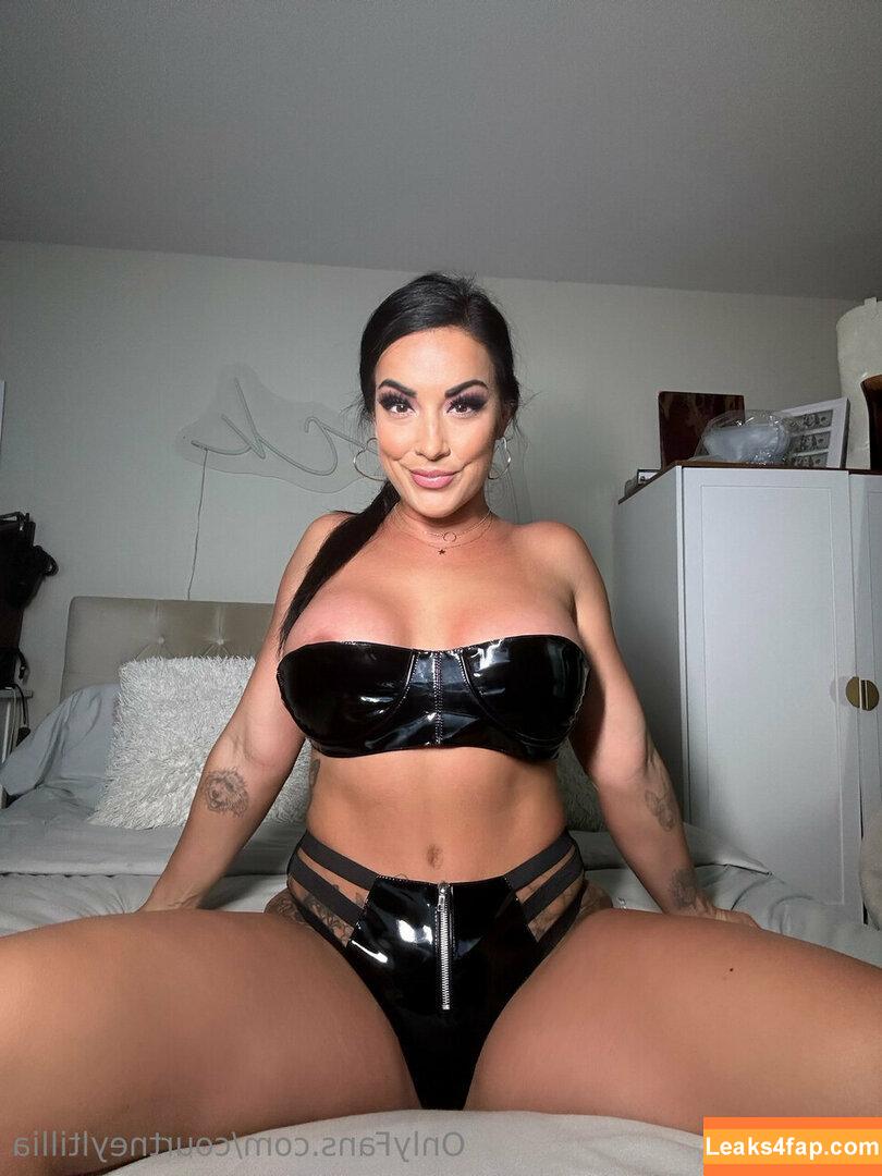Courtney Tillia / courtneyltillia / thecourtneytillia leaked photo photo #0382