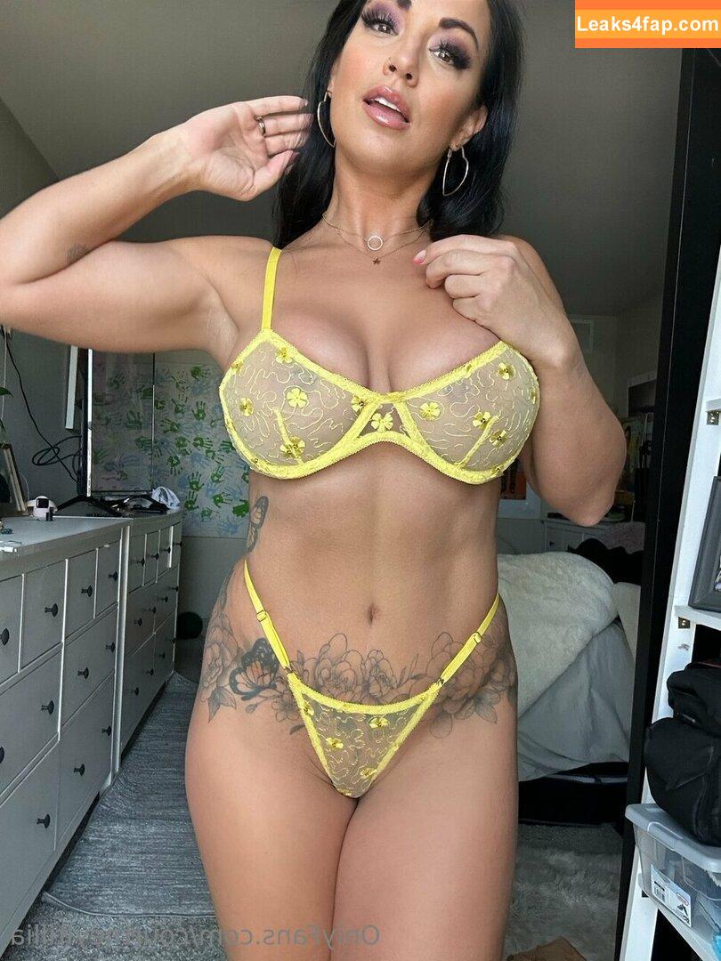 Courtney Tillia / courtneyltillia / thecourtneytillia leaked photo photo #0390