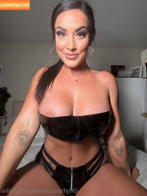 Courtney Tillia photo #0386