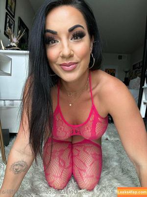 Courtney Tillia photo #0395