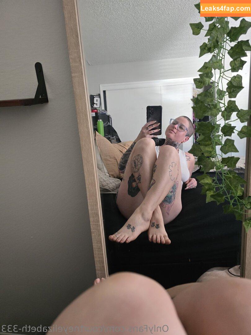 courtneyelizabeth-333 / chopkins333 leaked photo photo #0005