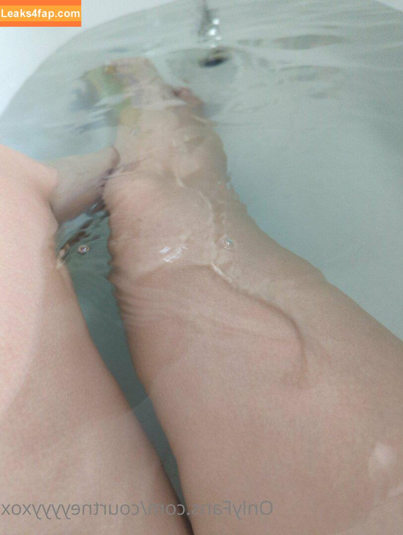 Courtneyyyyxox / Courtneyyyyxox1 / courtneyyyy_official leaked photo photo #0091