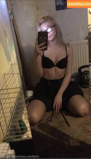 Courtneyyyyxox photo #0002