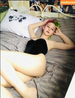 Courtneyyyyxox photo #0024