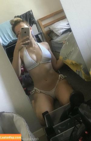 Courtneyyyyxox photo #0055
