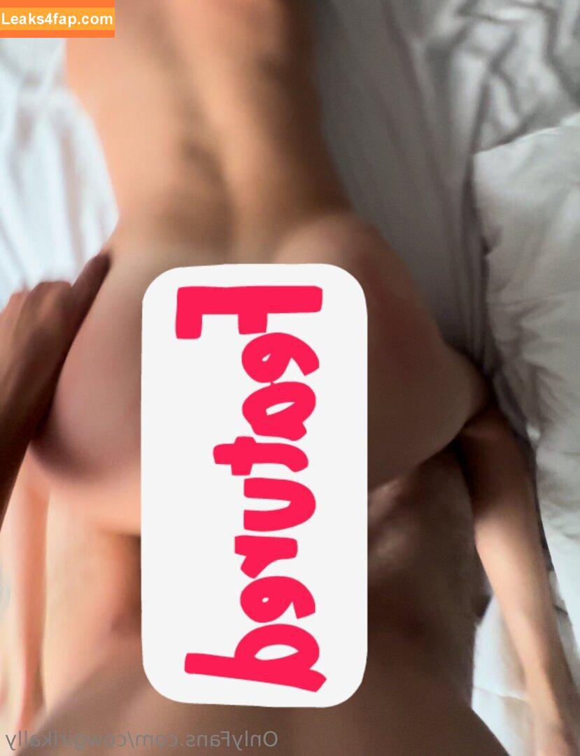 cowgirlkally /  leaked photo photo #0003