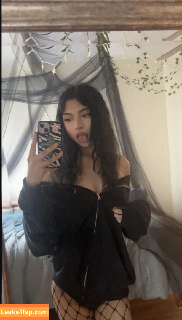 cravesar / crave.sar / craveesummer leaked photo photo #0004