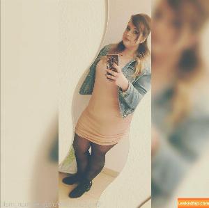 crazy_curvy_melii photo #0002