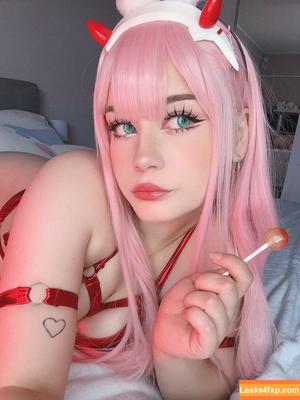 Cringycatgirl photo #0162