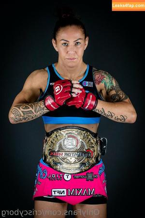 criscyborg photo #0040