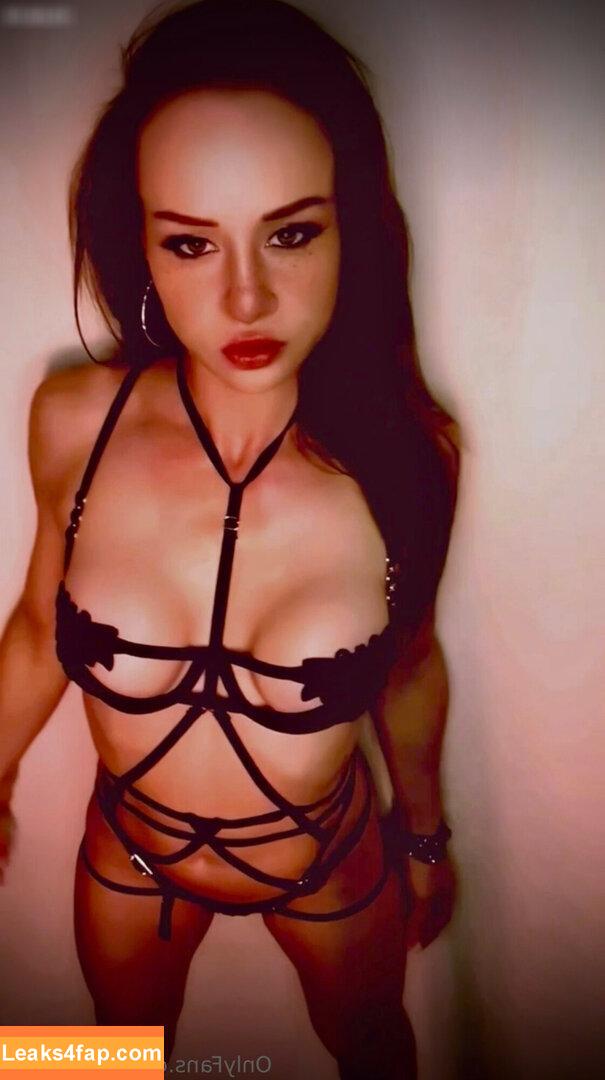 crissyjane /  leaked photo photo #0011