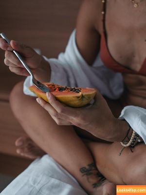 Cristiane Dias photo #0112