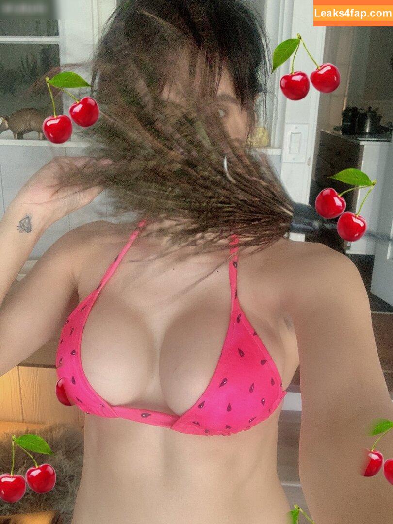 Cristina Vee Valenzuela / CristinaVee / cristinavox leaked photo photo #0078