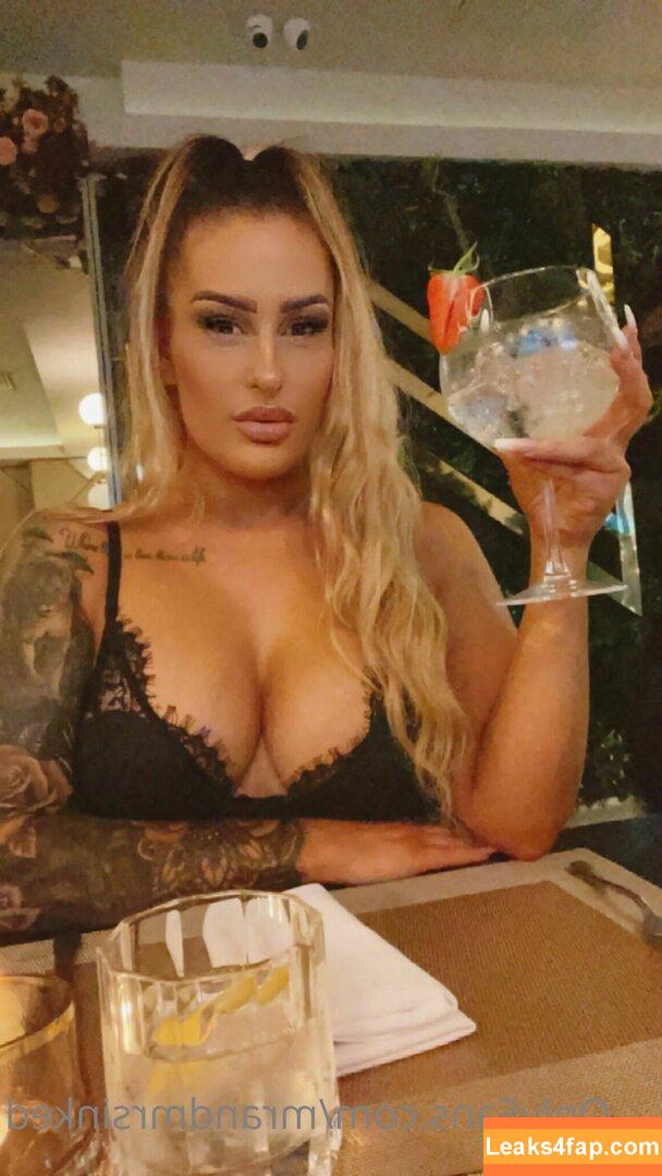 crueldomme / _crueldomme_ leaked photo photo #0100