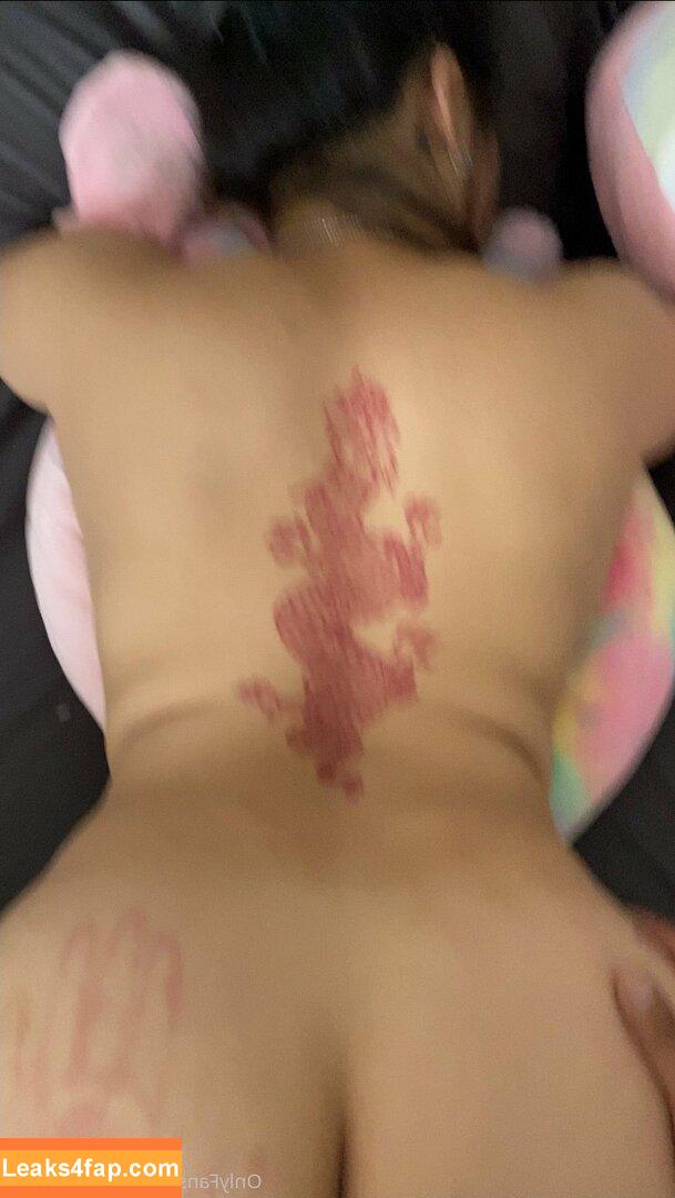 Crybabyxnina / https: / kristinaxpham leaked photo photo #0059