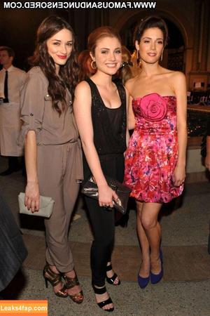 Crystal Reed photo #0160