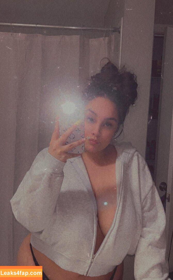 Crystal Rivera / TheLatinaDream_ / bella_latina3 leaked photo photo #0054