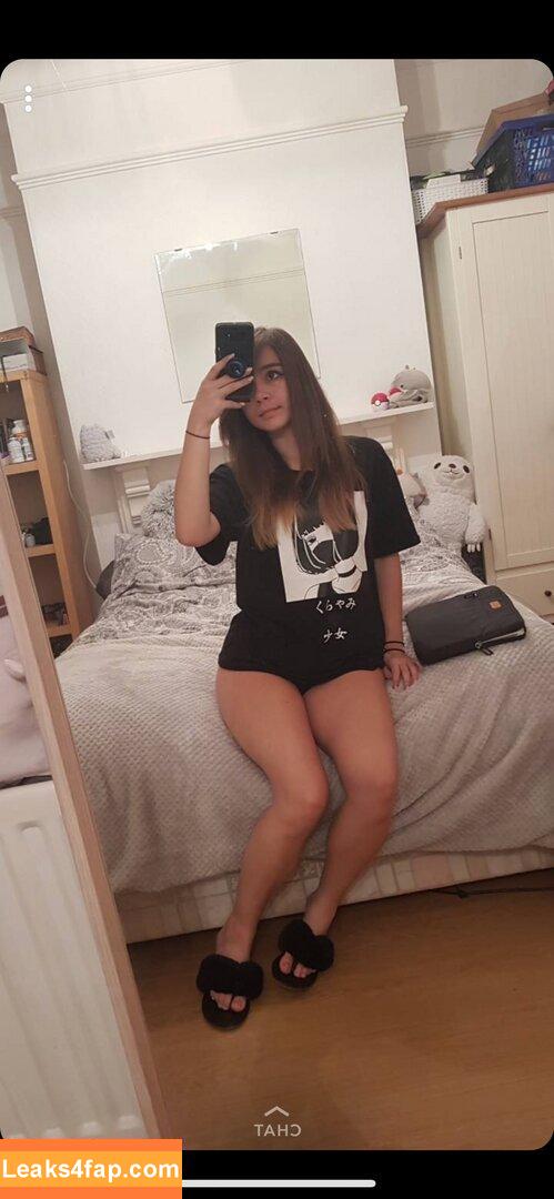 Csillabu leaked photo photo #0065