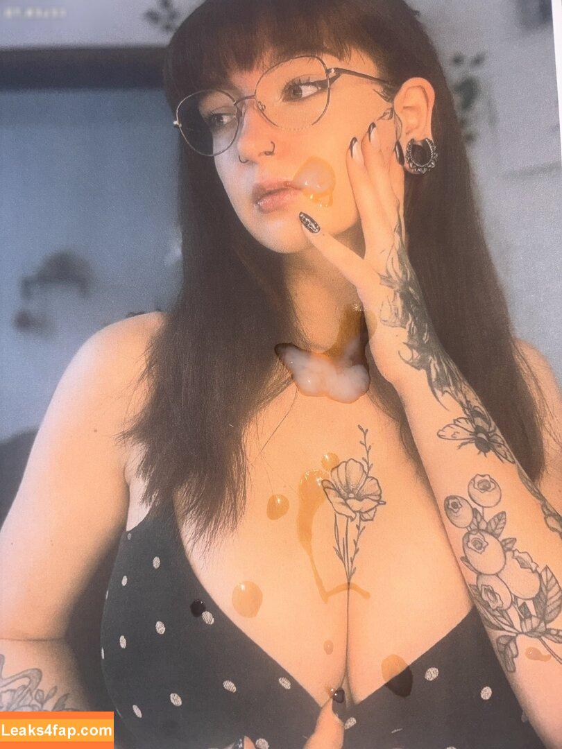 Cum Tributes / nikasofie leaked photo photo #0558