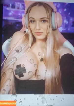 Cum Tributes photo #0107