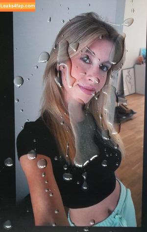Cum Tributes photo #0127