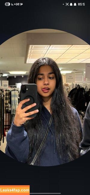 Curiousiteaaa photo #0082