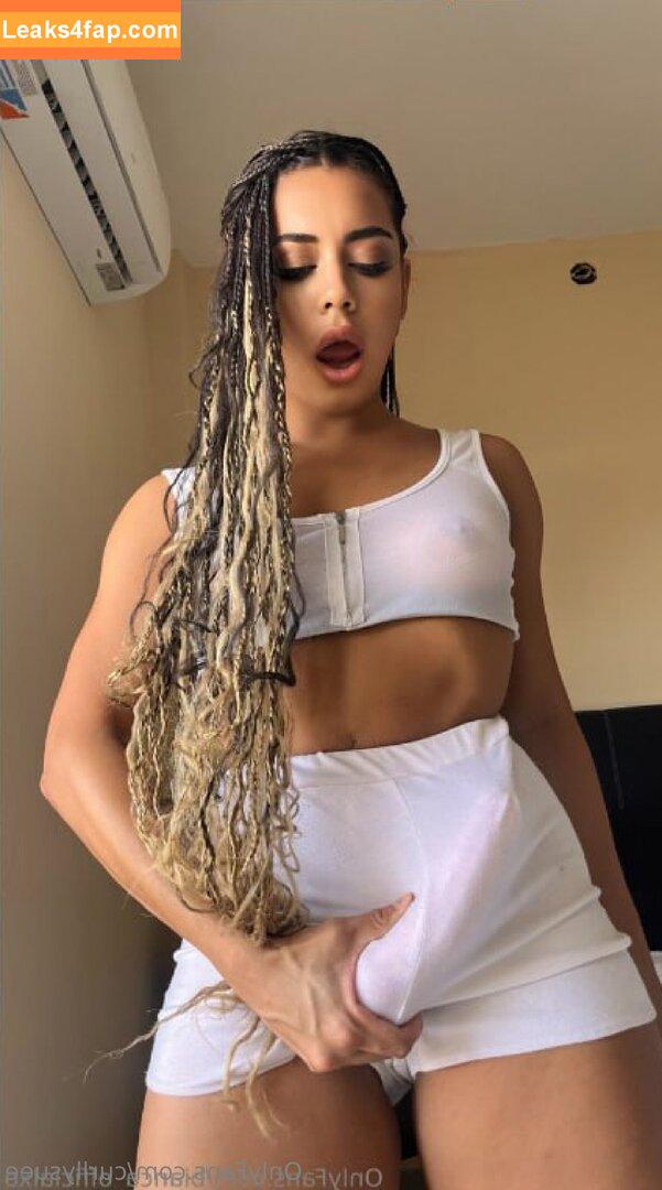 curllysuee / hairrbysue leaked photo photo #0022