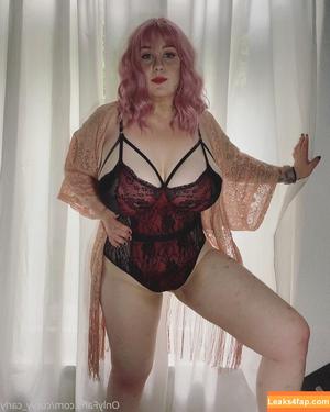 curvy_carly photo #0002