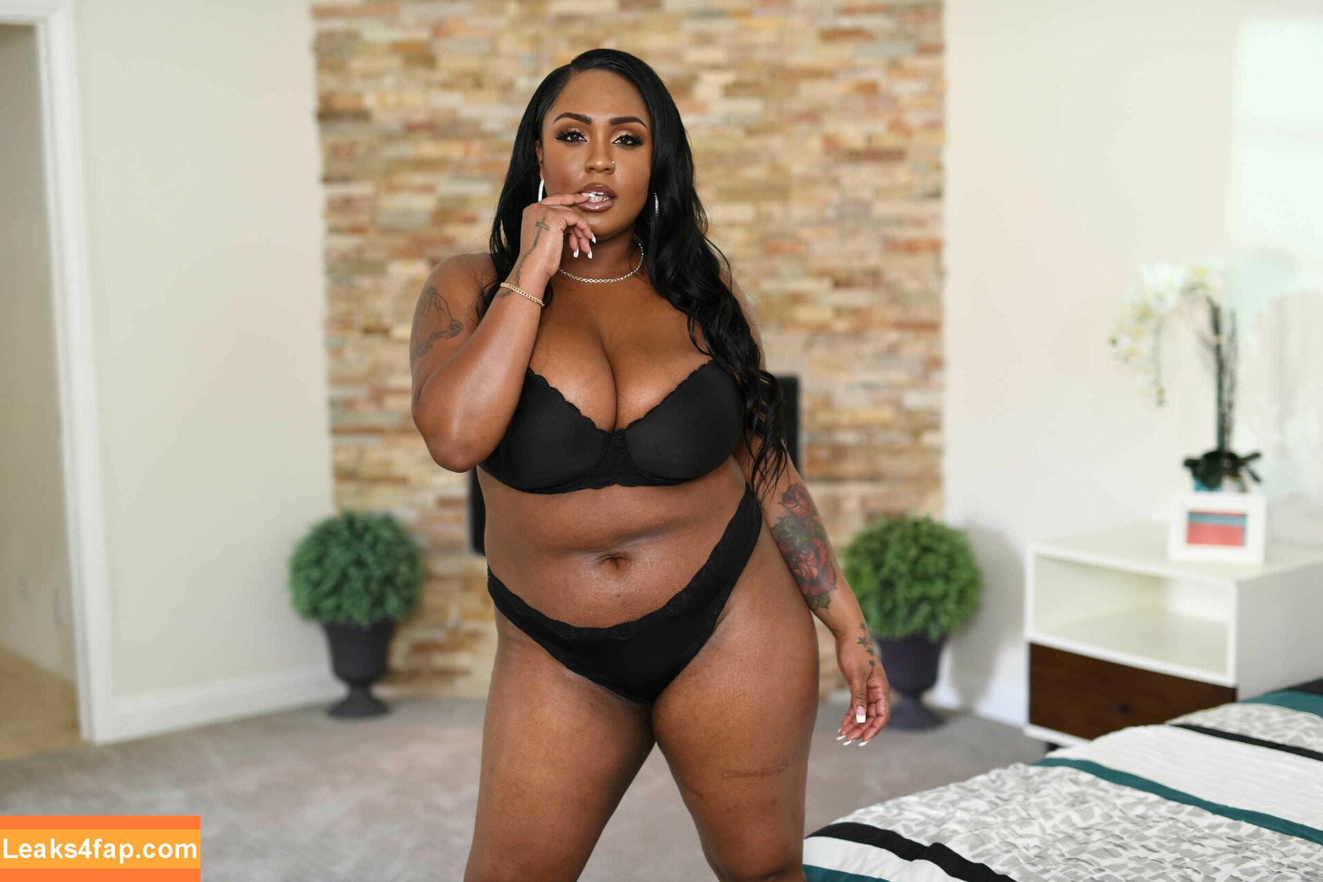 Curvy Goddesses / curvy-goddess / curvy_goddess_ / littlecurvygoddess слитое фото фото #1044