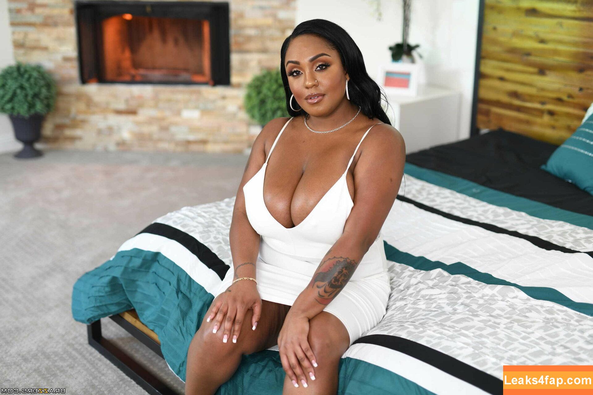 Curvy Goddesses / curvy-goddess / curvy_goddess_ / littlecurvygoddess слитое фото фото #1051