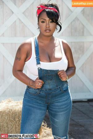 Curvy Goddesses фото #1056