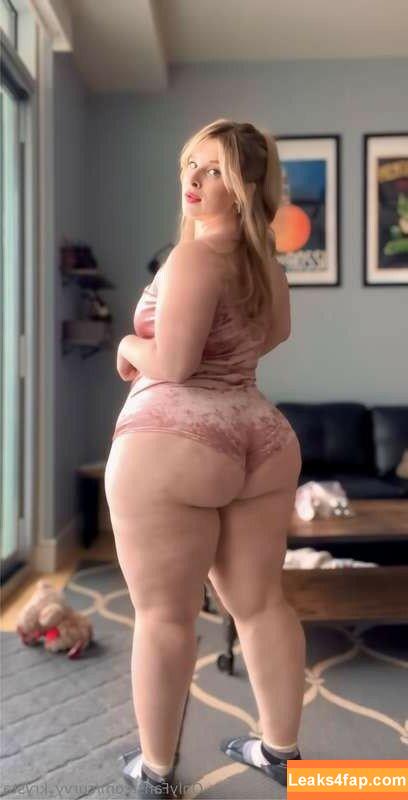 Curvy_Krysta / curvykrysta leaked photo photo #0039