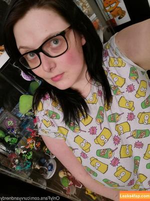 Curvyandnerdy photo #0049