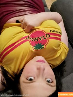 Curvyandnerdy photo #0126