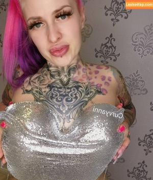 Curvyanni photo #0069