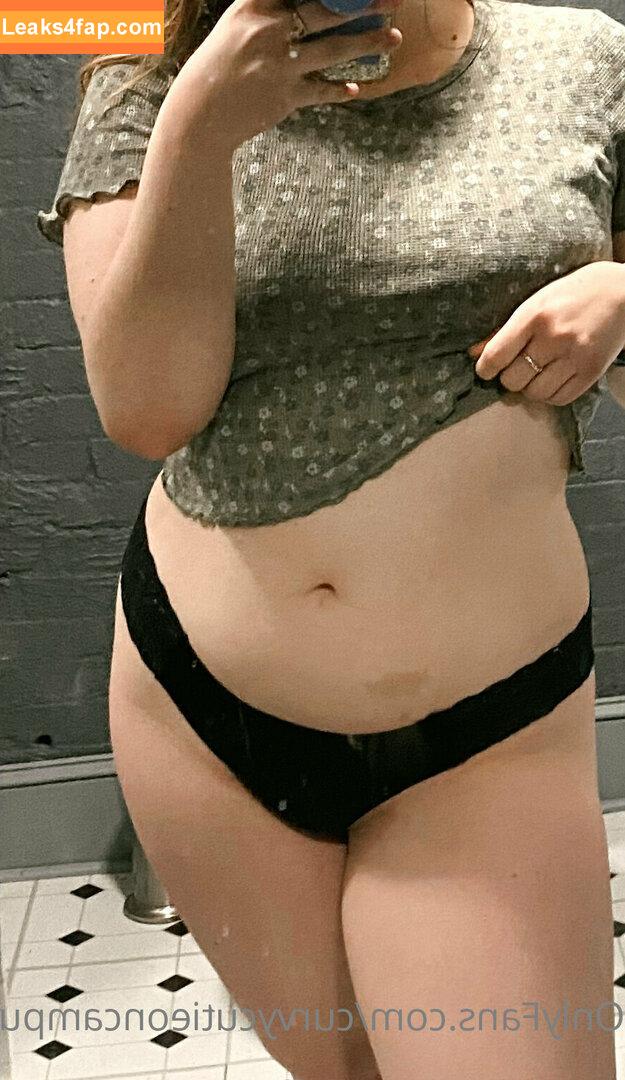 curvycutieoncampus /  leaked photo photo #0005