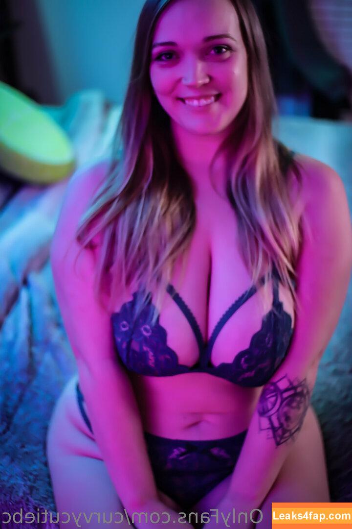 curvycutiexo / curvycutiee leaked photo photo #0029