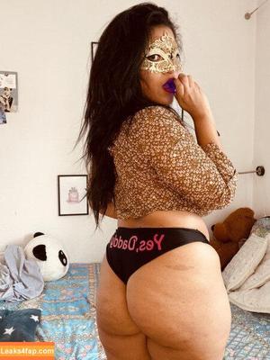 Curvydesi фото #0001