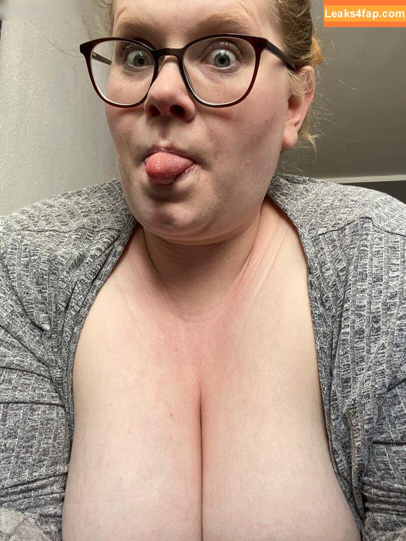 CurvyLeo93 /  leaked photo photo #0099