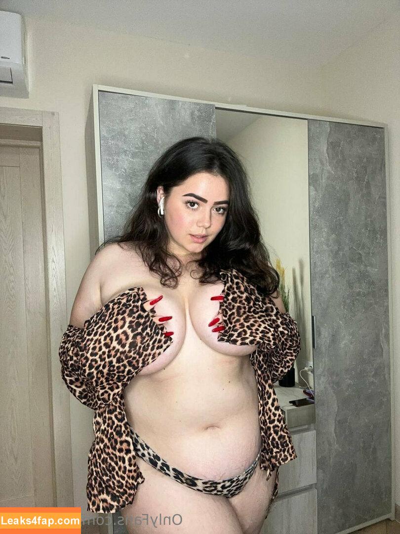 curvylizzz / curvystylez leaked photo photo #0078